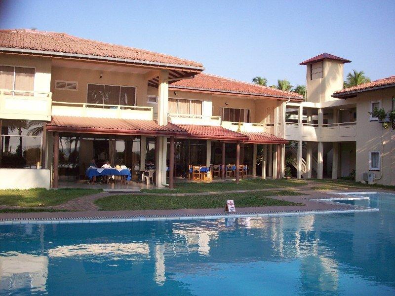 Sanmira Renaissance Hotel Unawatuna Exterior photo